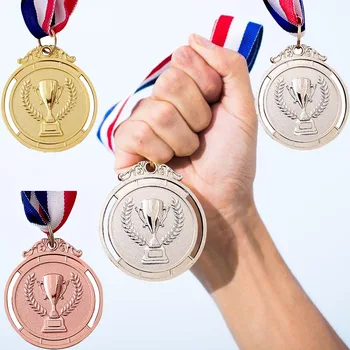 Златен Сребърен Бронзов Трофей, наградата за 1-во, 2-ро, 3-та победители, на Промоционална иконата на шията лента за детски състезания