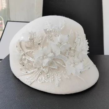 202312-9326-8373-29 ins елегантна зимна тренировка лейси бродерия на цвете млечно бяла вълнена фетровая дамска шапка за езда дамски очила шапка