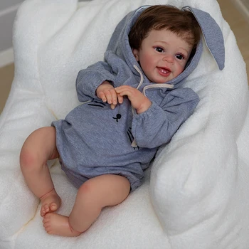 60 см Огромен Дете Возрожденный Бебе Момче Кукла Yannick Реалистична 3D Раскрашенная Кожа с Видими Венами Вкоренени Ръчно Косата са подбрани Художествена Кукла